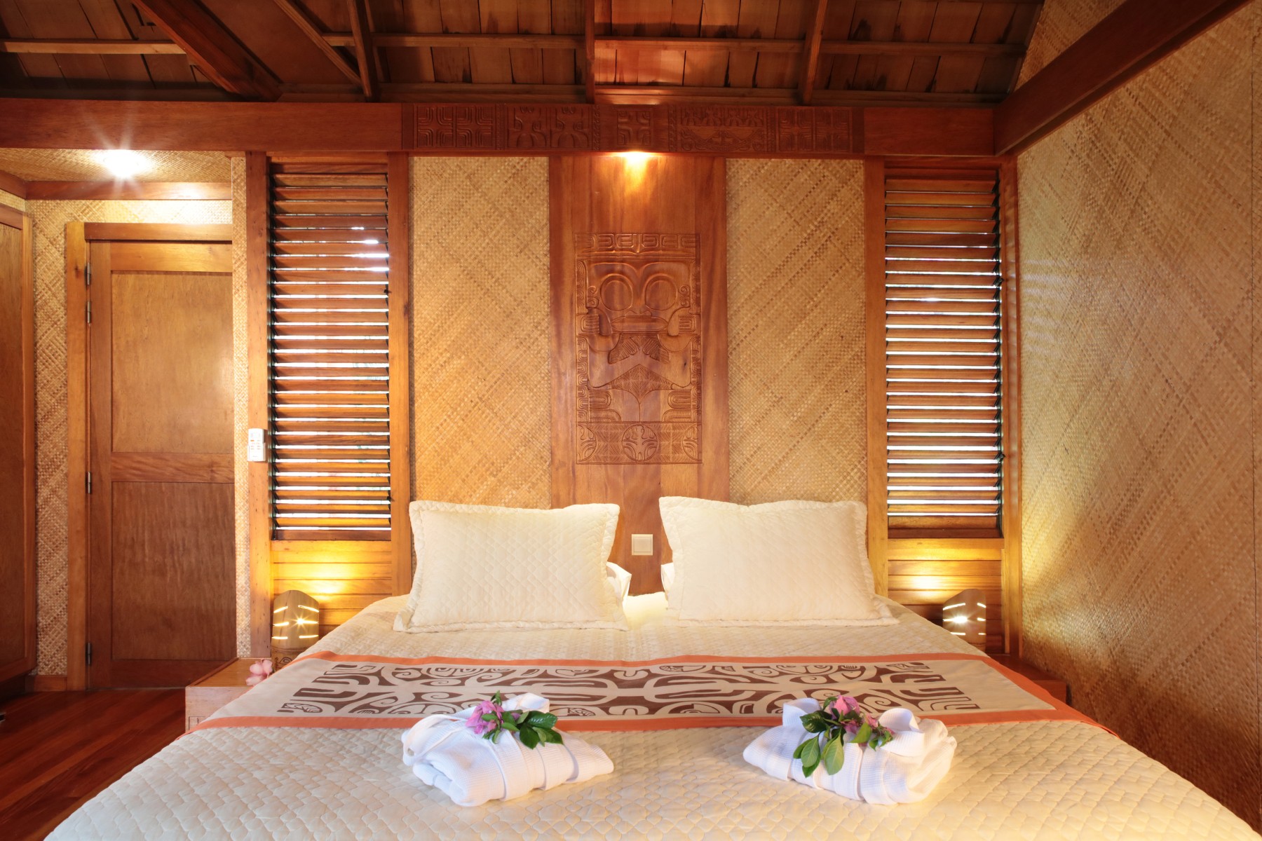 Hiva Oa Hanakee Lodge
